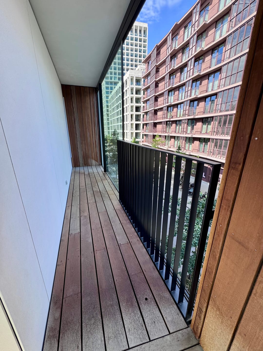 South Parkside — 3-Bedroom Apartment 10