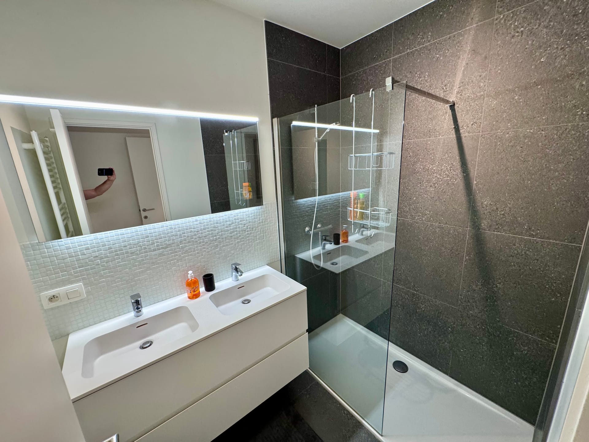 South Parkside — 3-Bedroom Apartment 15