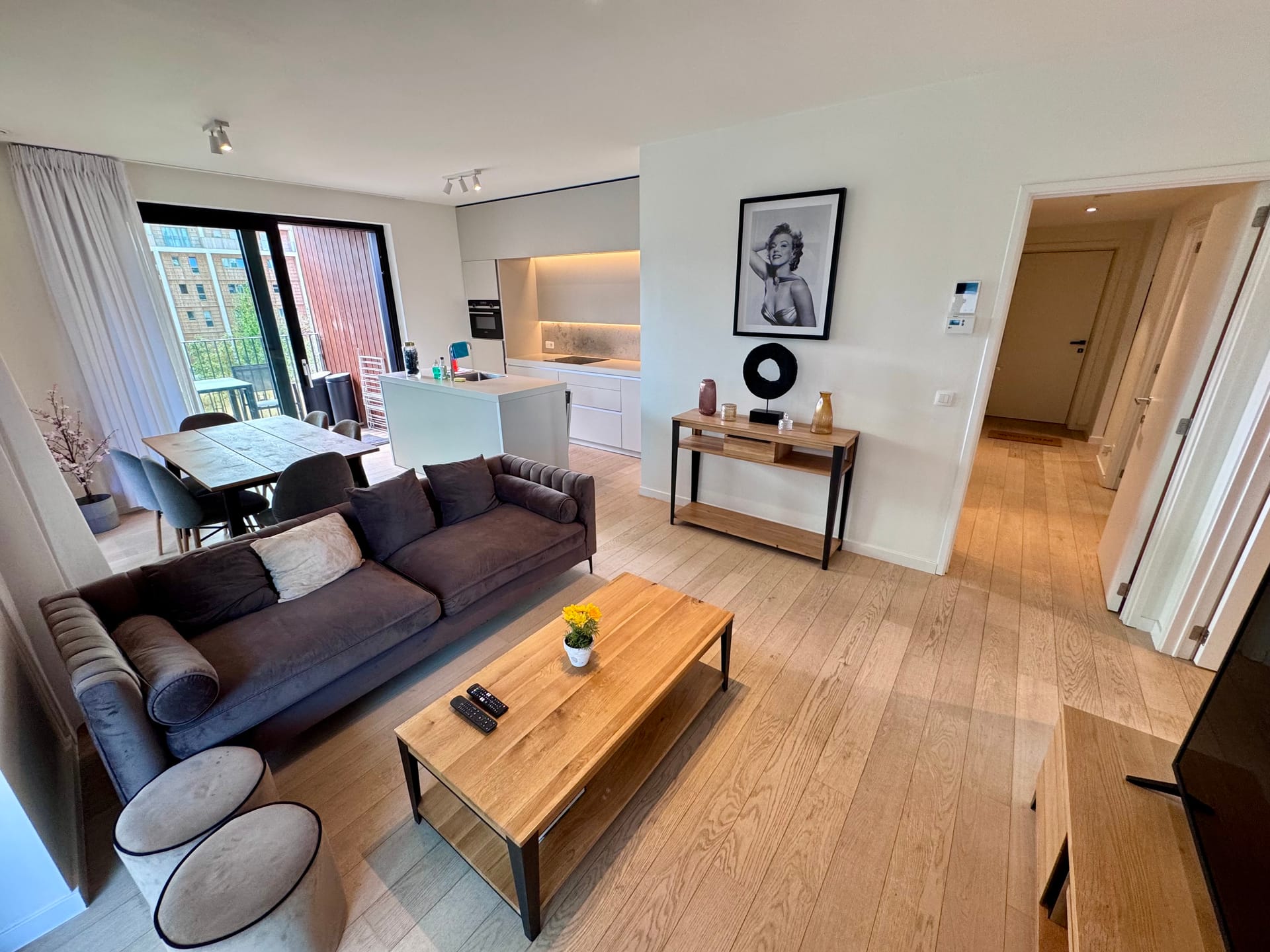 South Parkside — 3-Bedroom Apartment 2