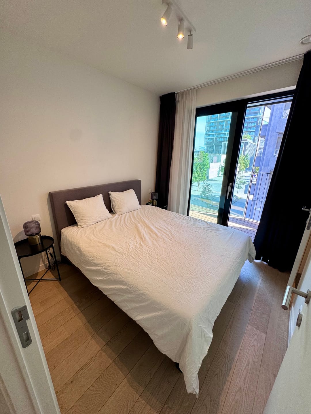 South Parkside — 3-Bedroom Apartment 7